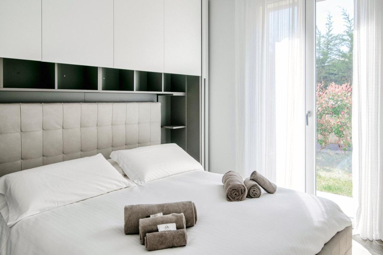 Silvia Lenno House - By House Of Travelers Leilighet Eksteriør bilde